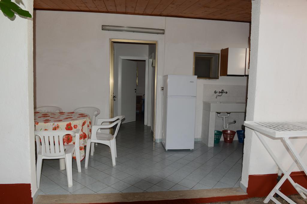 Villaggio La Pantera Rosa Scalea Szoba fotó